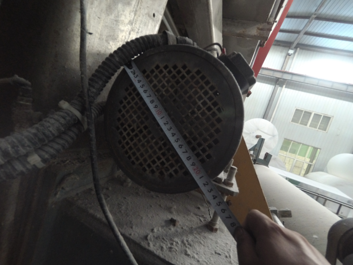 用戶更換強冷變頻電機冷卻風扇用戶更換強冷變頻電機冷卻風扇 業績案例 第3張